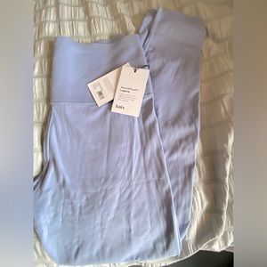 Knix compression leggings size medium, periwinkle blue. New with tags
